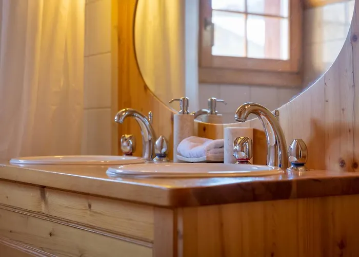 木屋 Pierre Blanche *